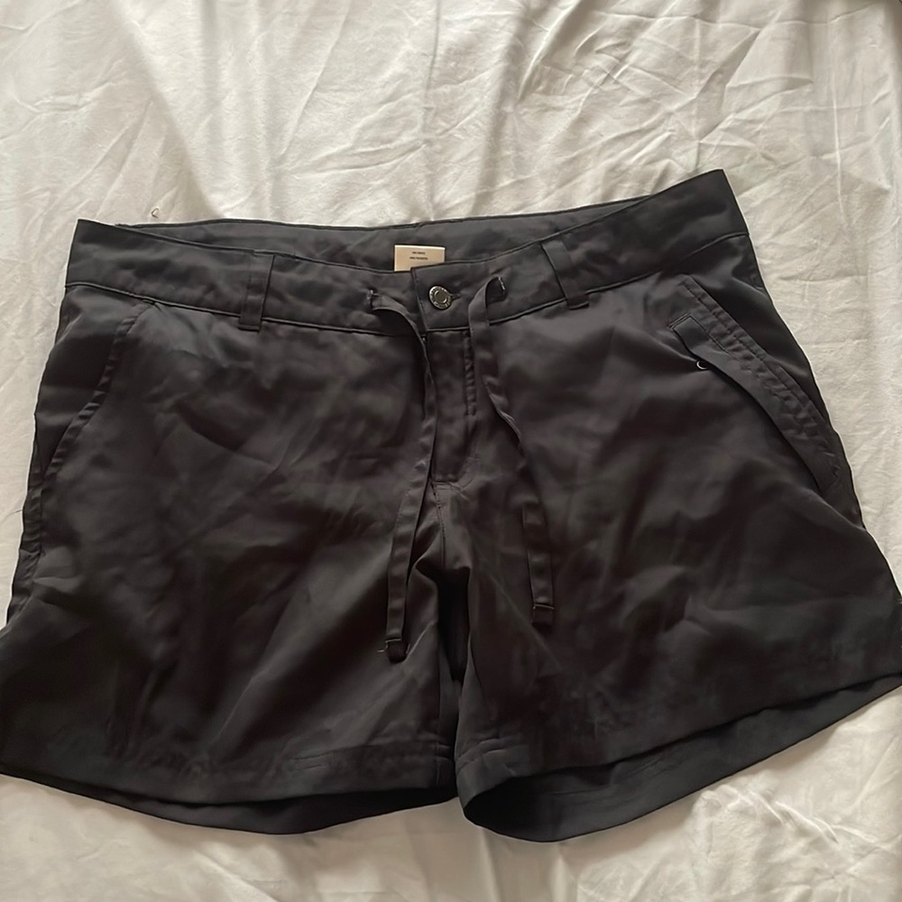 EUC- women’s water shorts